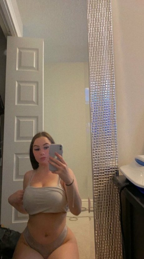 odessalee xo nude star pic