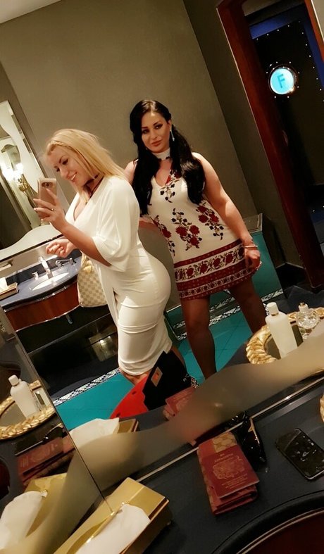 yuffieyulan perfect pornstar photo