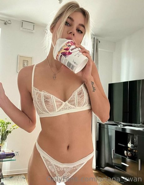 ariana swan xxx actress image