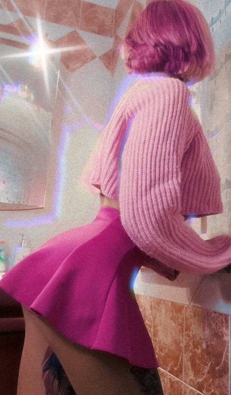 pinksuicide naked actress images