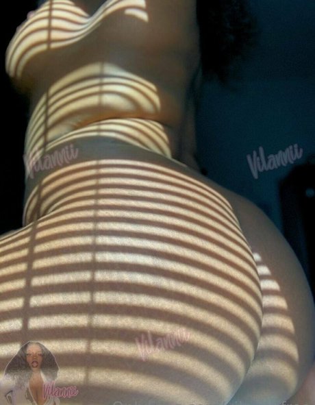 vilanniifree star sexy image