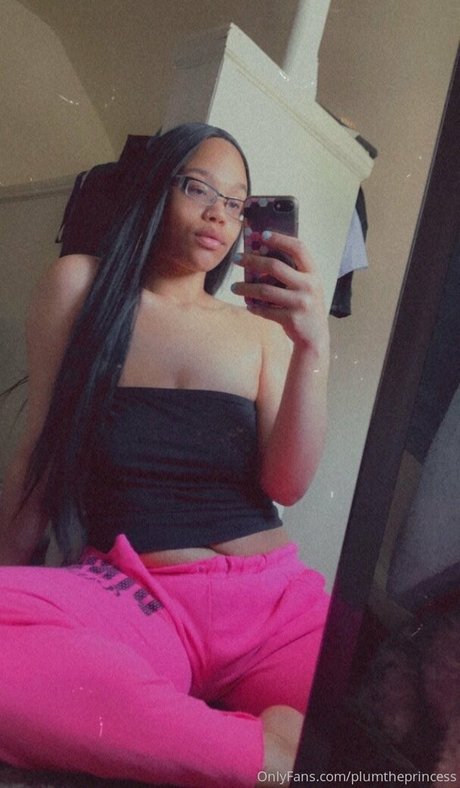 plumtheprincess exclusive actress image