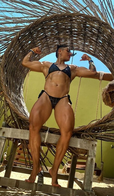 elik fitnesscouple model pretty archive