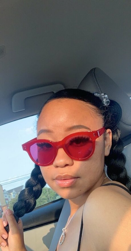 jhenecurious high quality star galleries