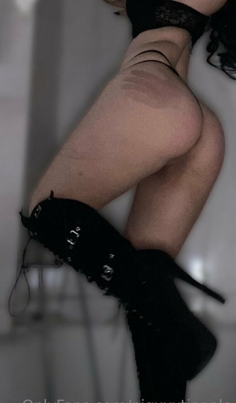 nigxxxtingale sexy model image