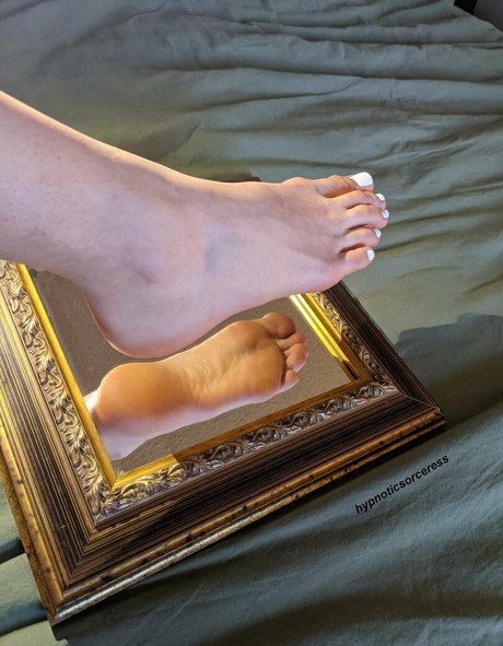 hypnoticsorceress xxx pornstar pictures