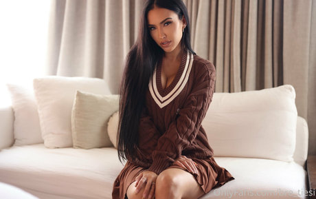 bre tiesi xxx model pics