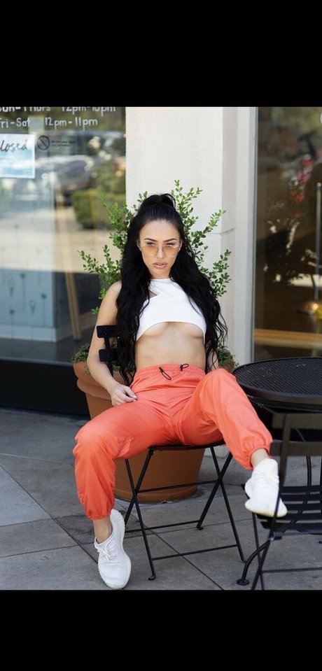 bre tiesi exclusive star galleries