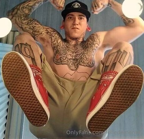 folledemente naked actress galleries