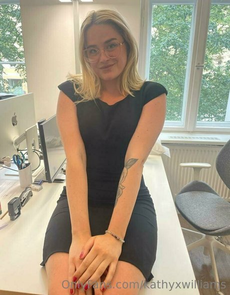 kathyxwilliams model xxx pic