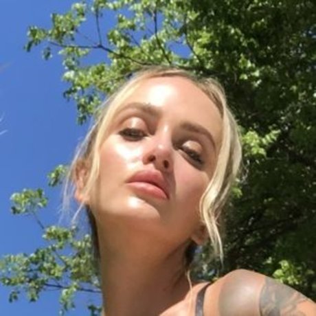 Alyssa Barbara pornographic actress pic