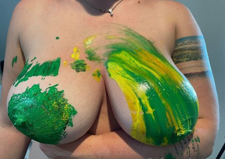 smooshprints nude model pictures