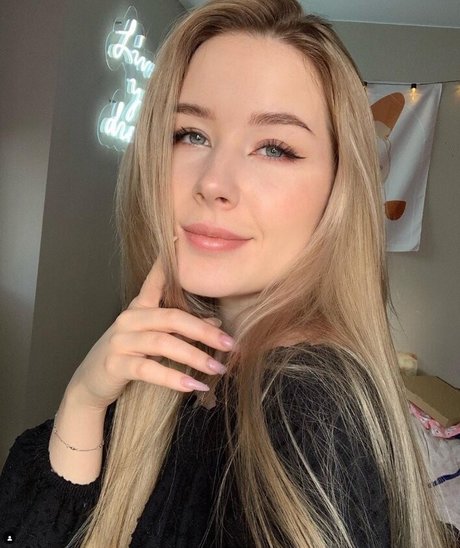 Agent Nesty pornstar hd archive