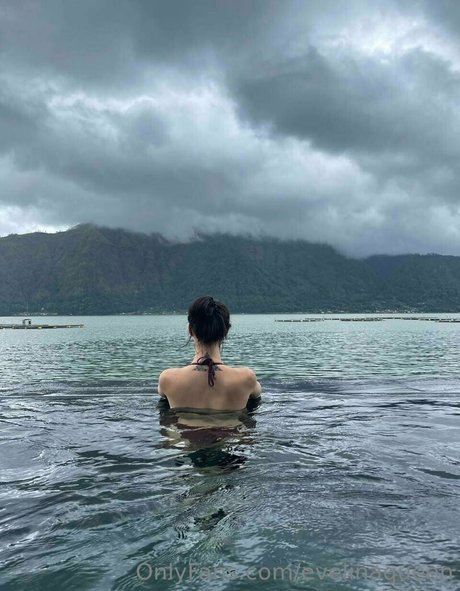 evelinaqueen pornstar sex image