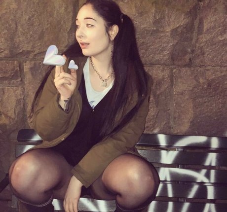 anastasia mcqueen nudes model pics