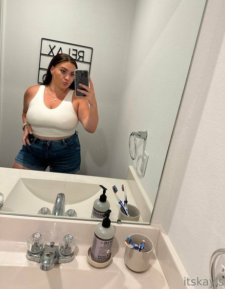 itskayls model erotic picture