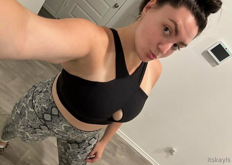 amateur mom onlyfans sexy naked photos