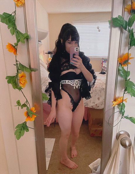 blonde tits onlyfans top images