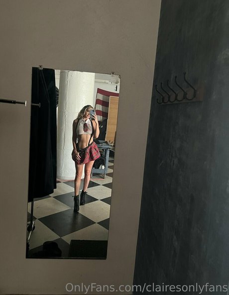 clairesonlyfans nude model galleries