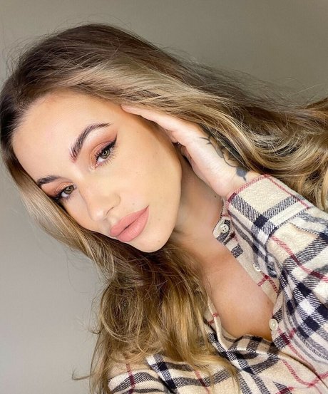 Gaelle Garcia Diaz hd model archive