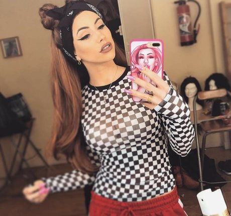 Gaelle Garcia Diaz star adult photo