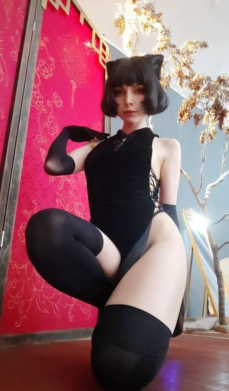 OwlLit star nude pic