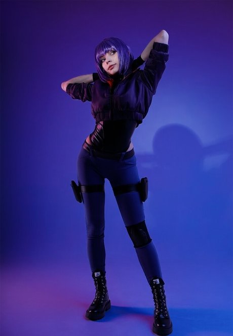 OwlLit nude model pictures