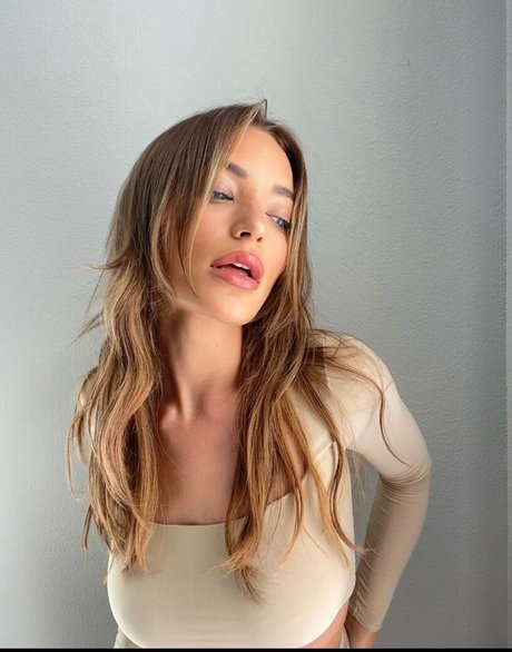 xxx asian onlyfans beautiful naked image