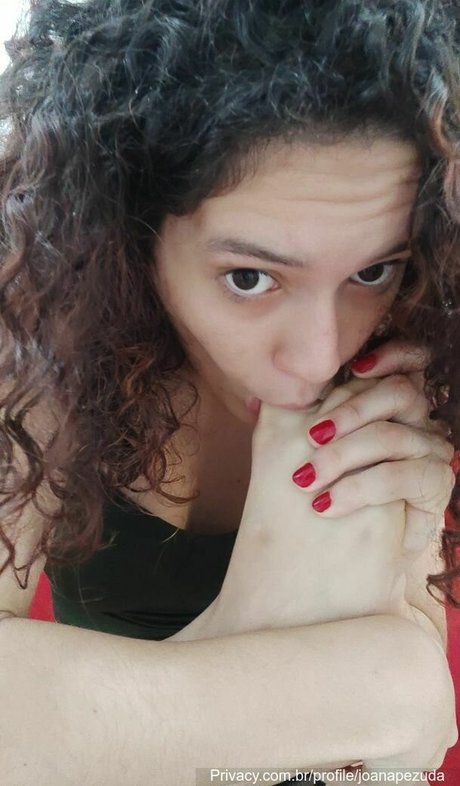 Joana Pezuda beautiful star img