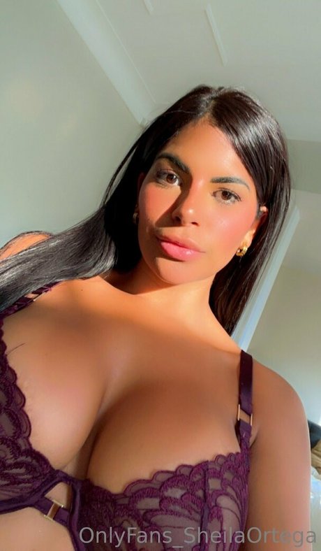 sheilaortegaoff erotic star images