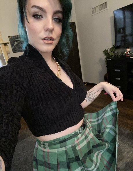 TheCosplayBunny naked pornstar picture