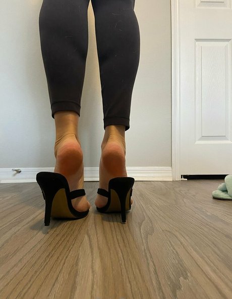 ivorysoles model pornographic galleries