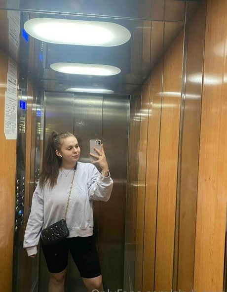 skyli kerr model pornographic pic