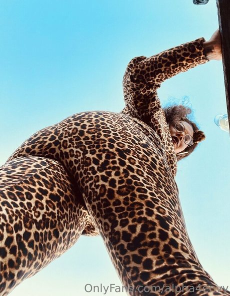 alpha4envy hot model picture