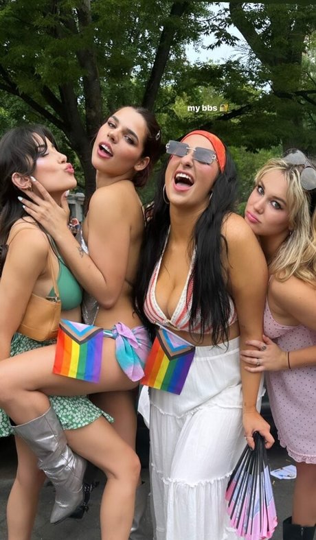 dela roo star nude img