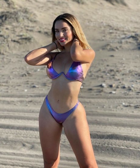 Itza Reyna nudes actress photos