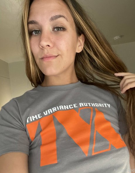 alexisloadfree pornstar pretty pics