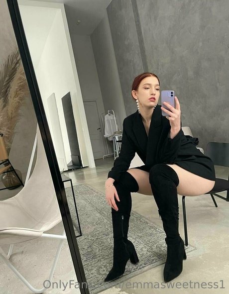 emmasweetness1 exclusive model img