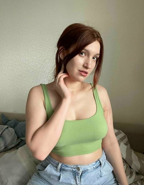 emmasweetness1 model free picture