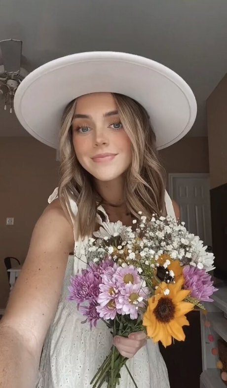 pov pussy onlyfans erotic pic