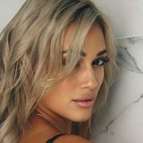 Julieta Rodriguez perfect star archive