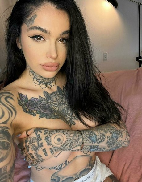 leighravenx sex model pictures