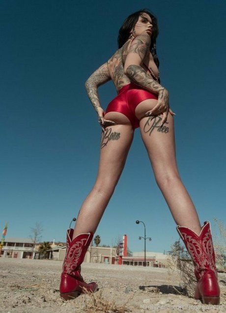 shemale fucks girl onlyfans free sexy pics