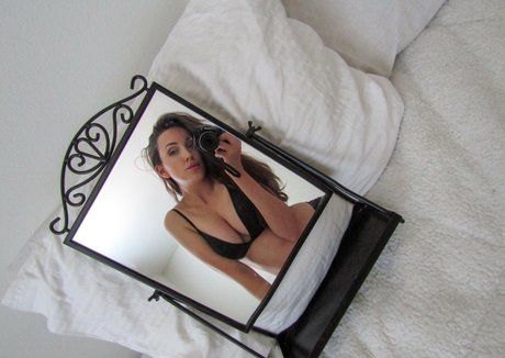 summerpirelli art star picture