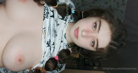 rosesimps model adult pictures