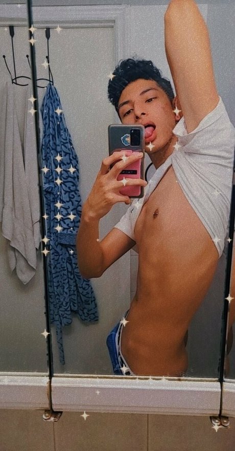 twinku pornstar nudes picture