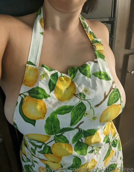 curvekitty99free pornstar high quality image