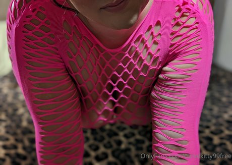 curvekitty99free hot star images