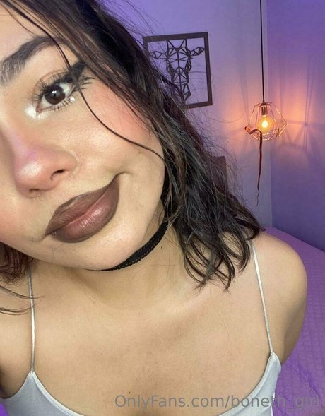 boneth girl art model picture