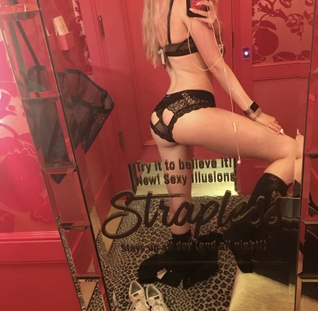 Fauxre pretty actress gallery